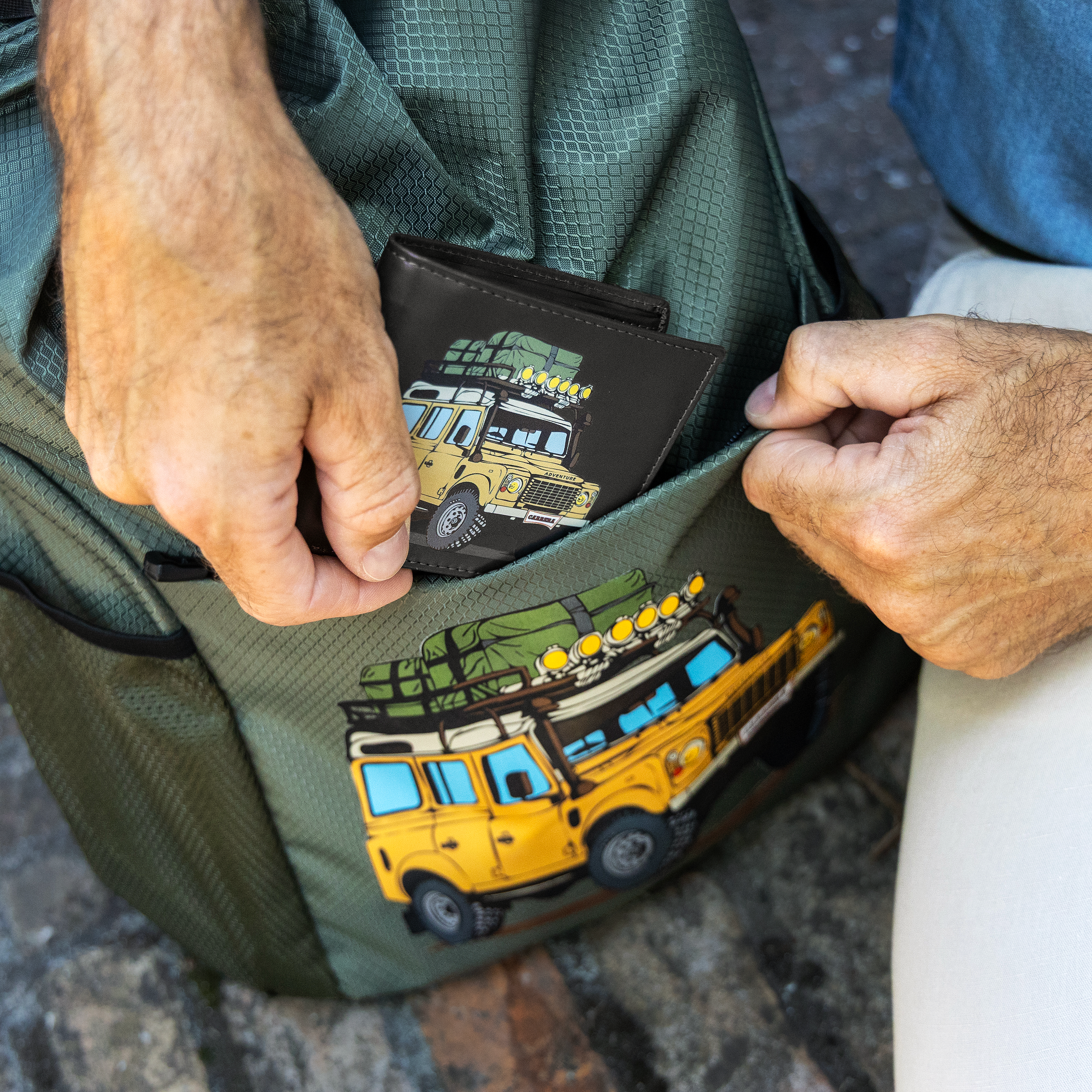 Portafoglio Bifold Con Portadocumenti Mud