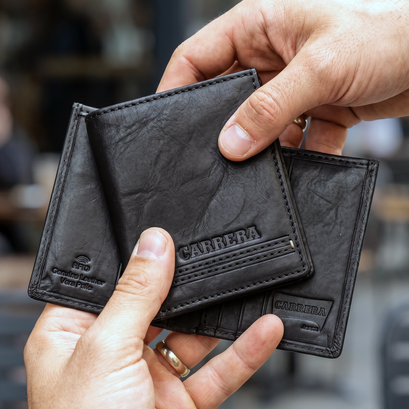 Portafoglio Trifold Verticale Con Portadocumenti Keywest